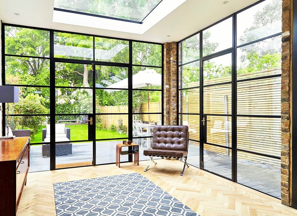 london-uk-natural-light-interior-modern-design